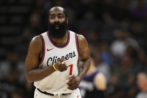 哈登迎来三赛季高光表现，加拿大队球迷沸腾！的简单介绍-乐动网址